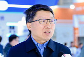 �н̆��������飺����� + �ǻۡ� �ƽ̌Wʹ�c � AI+XR ����