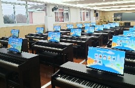 �������������������ǻ��������B(y��ng)�������M(j��n)�����Ĵ���W(xu��)���ٌ�(sh��)�(y��n)С�W(xu��)������·У�^(q��)��